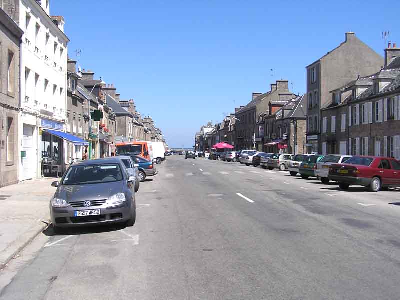 Einkaufsstraße in Barfleur