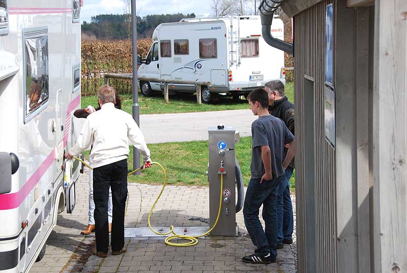 Frischwasser tanken!