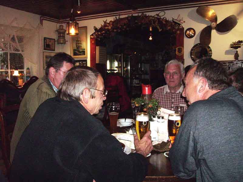 Gemütlicher Abend in der Barkasse