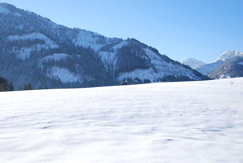 eingeschneite Landschaft um Grän