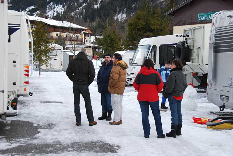 Leo, Werner, Marcus, Petra, Max und Inge beim Klönen
