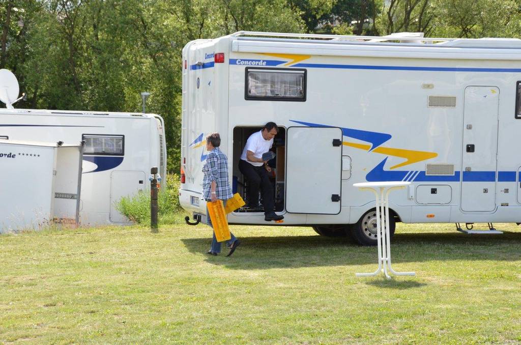 Conny und Klaus laden aus