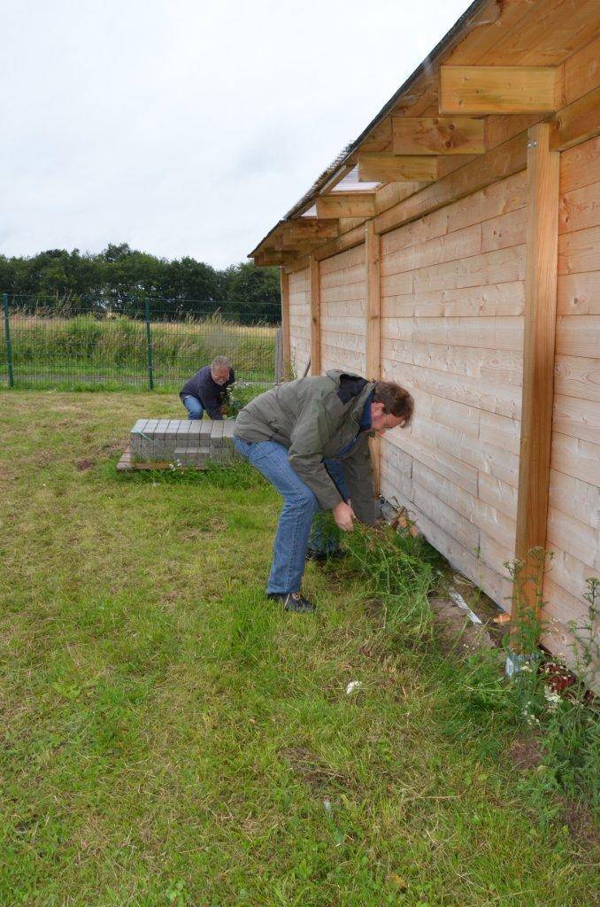 Beim Gras scheren