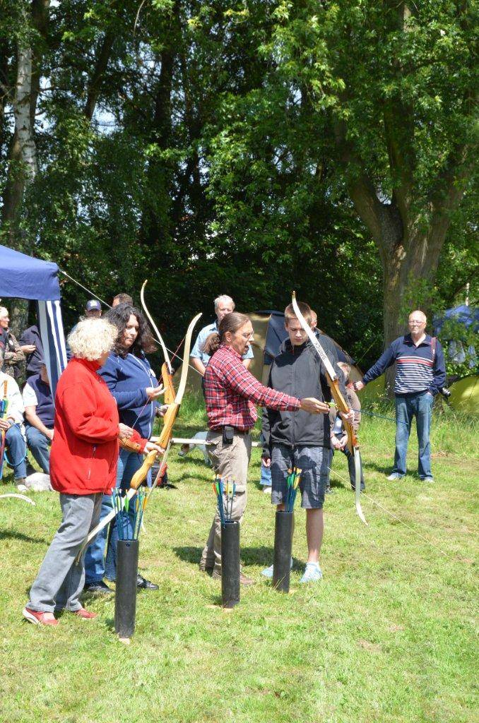 Beim Bogenschießen