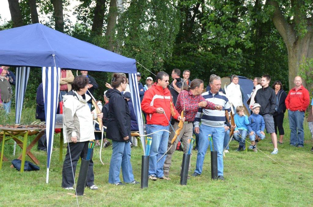 Beim Bogenschießen