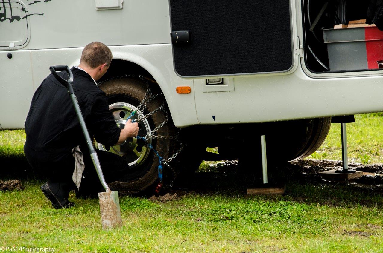 Schneeketten im Sommer?